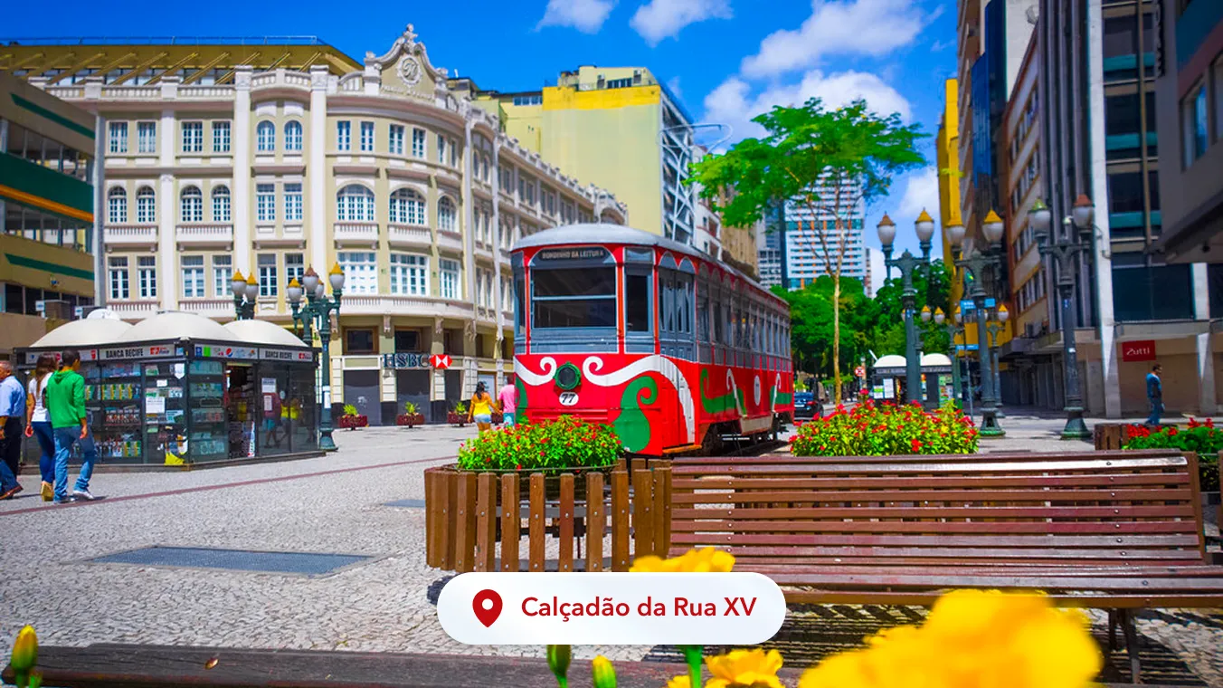 Calçadão da Rua XV e Condor Curitiba: caminhando de mãos dadas com você